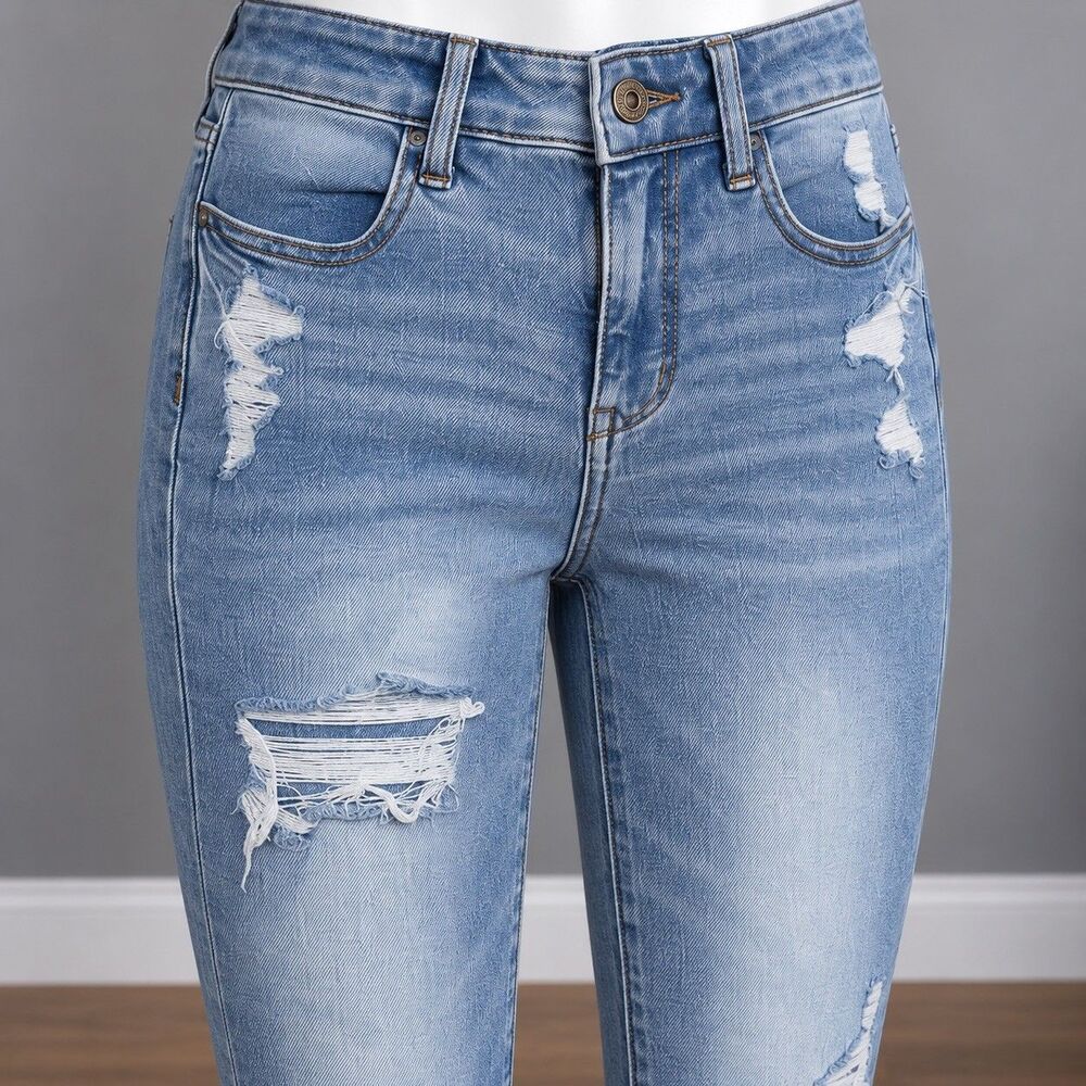 American Eagle Dream Jean Women’s 4 Regular Light Wash Distressed Skinny Y2K - Picture 3 of 11
